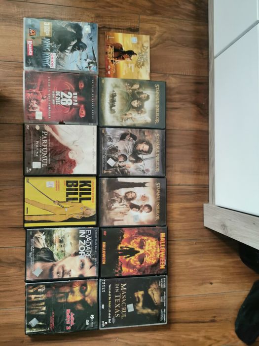 FILME de top - Masacrul din Texas / Halloween /Parfumul unei crime