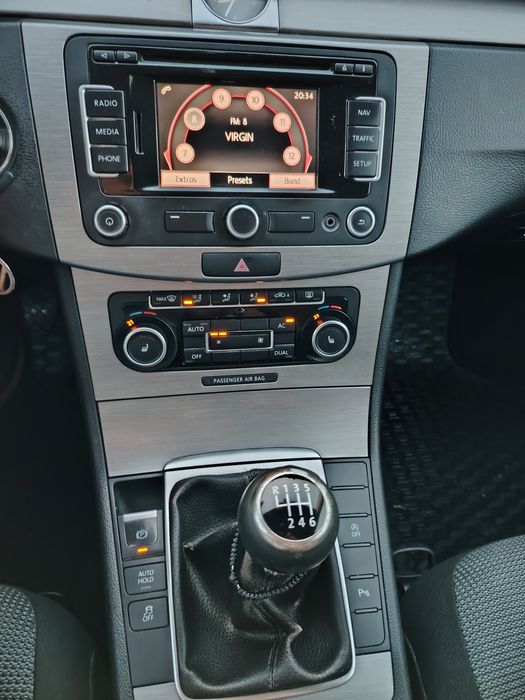 VOLKSWAGEN Passat 2011 — imagine 5