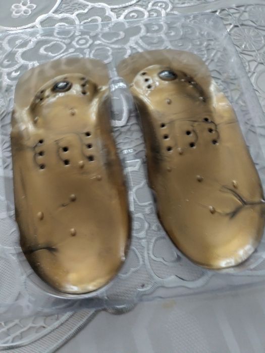 Продам новые магнитные стельки