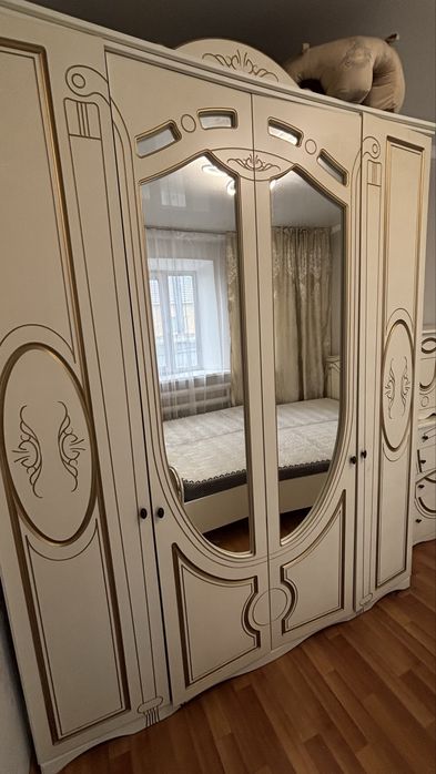 Спальная гарнитура