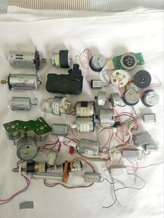 Малки работещи моторчета