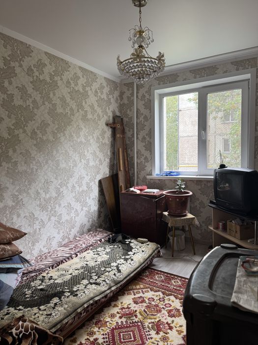 Продам 4х.ком кв р-н короны