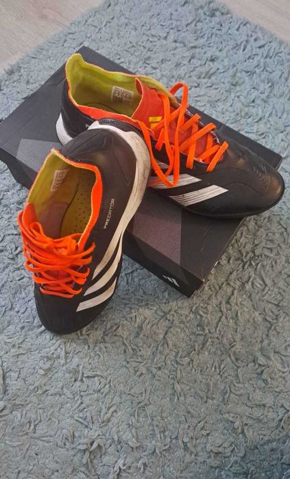 Футболни маратонки Adidas Predator