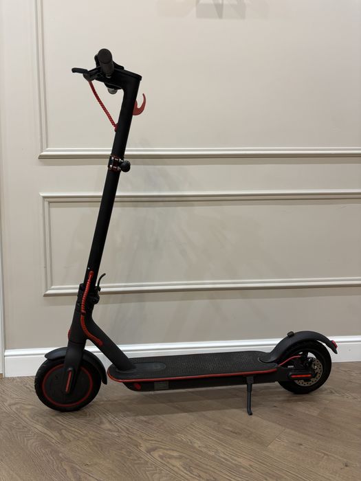 Продам электросамокат Xiaomi Pro 2 с повышенной дальностью хода 45 км