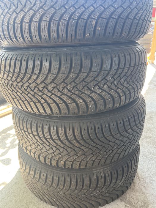 Зимни гуми 235/60/18