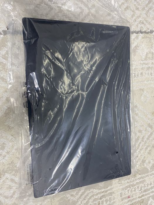 Ноутбук новый Lenovo