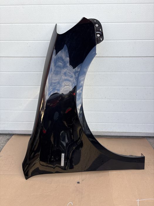 Aripa dreapta fata volkswagen  golf 6 break LC9X