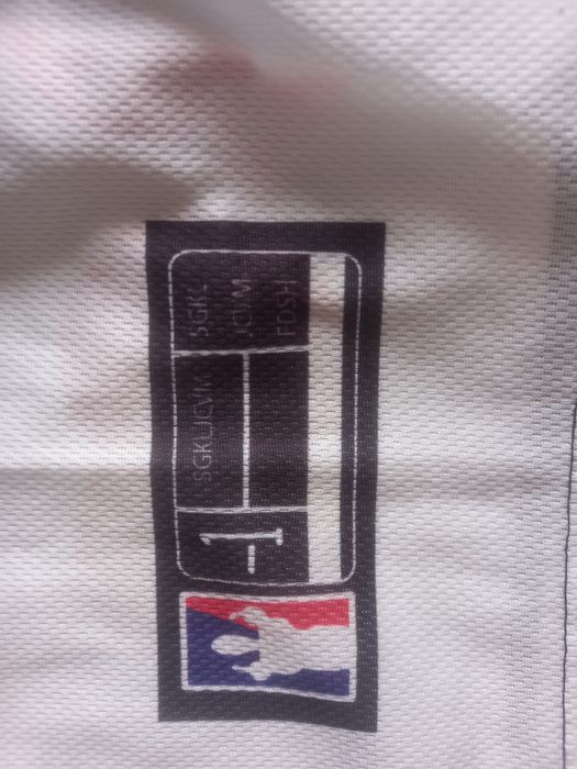 Куфар Марселин , свитшот.