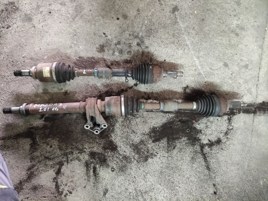 Полуоски за Мазда 3 1.6i