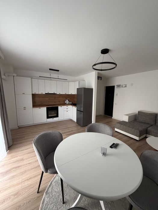 De inchiriat apartament cu doua camere