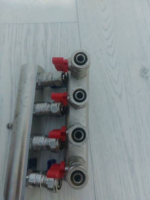 Коллектор для отоплен сатылад