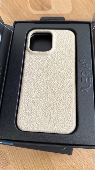 Чехлы на Iphone 15 Pro Max. Ilera фирменные чехлы из кожи Nappa.