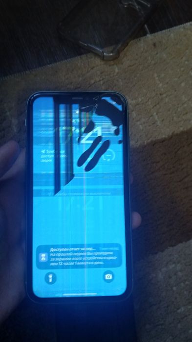 Продам айфон 11 64гб