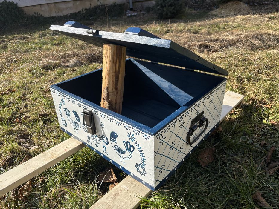 Set 2 Lăzi Pictate Manual – Design Nordic / Măsuțe Cafea / Noptiere