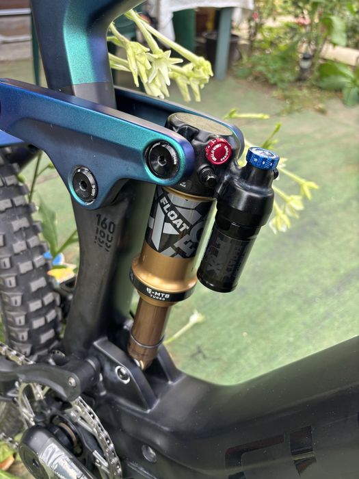 Bicicleta electrica full suspension carbon CUBE  Stereo Hybrid 160 HPC SLT 750