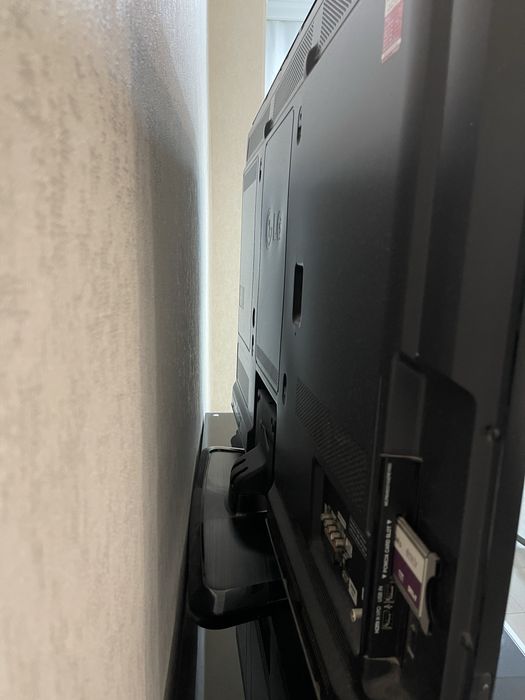 Телевизор LG 60 Дюймов