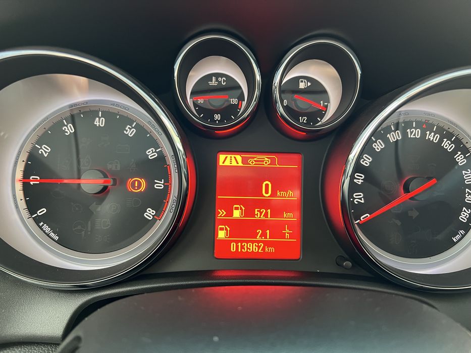 Opel astra J / 1.6 Benzina / 14000 km / primul proprietar