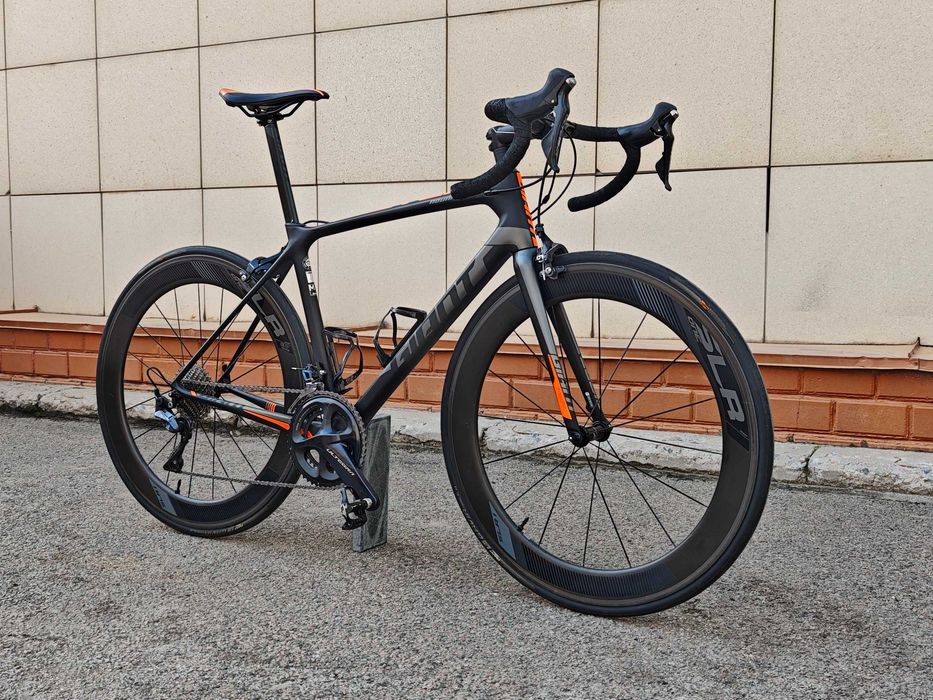 Шоссейный велосипед Giant TCR