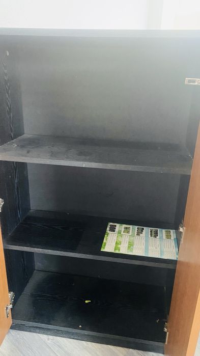 Срочно продам шкаф маленький