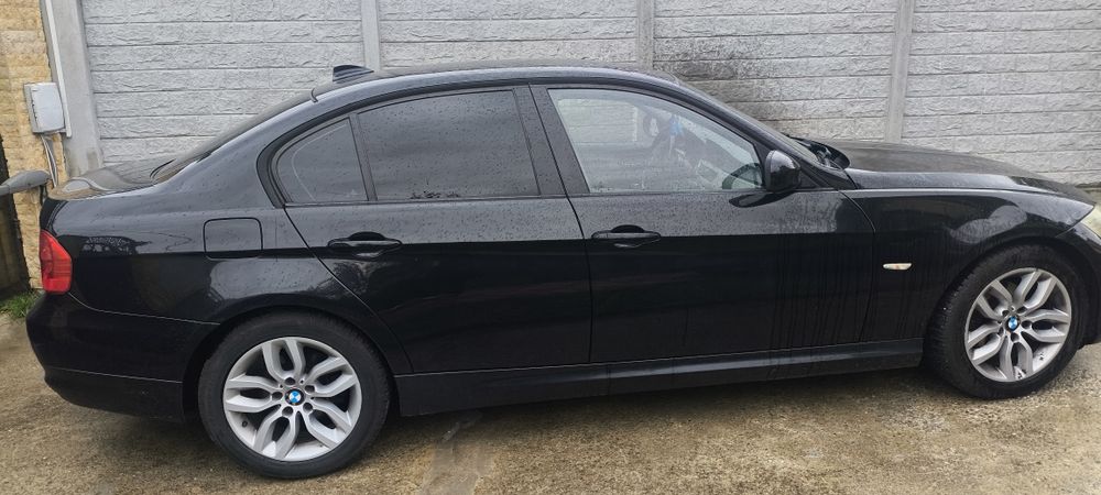 BMW Seria 3 2010 — imagine 3