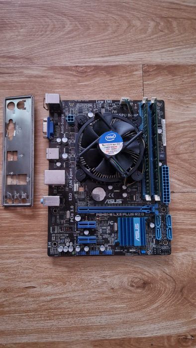 KIT i5 Quad+Placa ASUS P8H61-M LX3 PLUS R2.0+8GB RAM+Cooler+Shield !! CA NOU !! 175lei