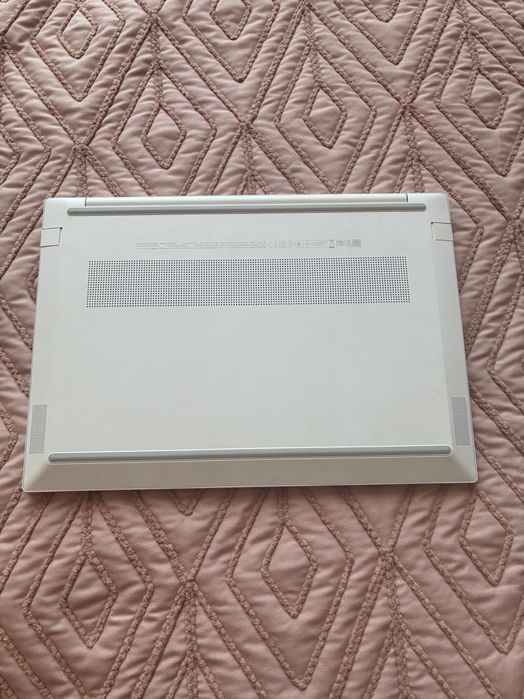 HP Ryzen 5, 8 ГБ, Windows 10 Pro