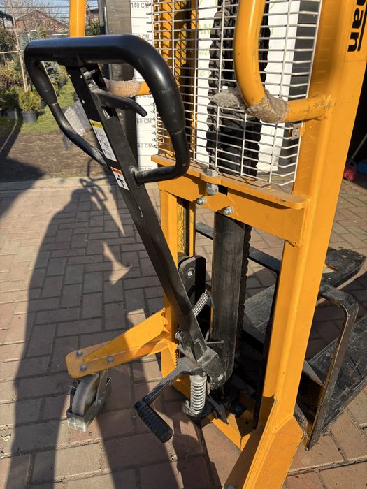 Stivuitor manual TIP SDJ 1000  Gutman