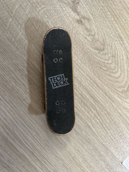 Tech Deck- мини скейтборд