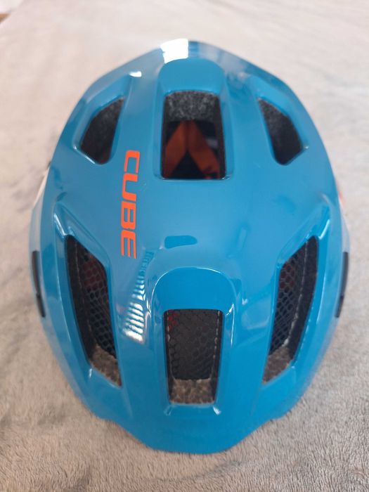 Детска каска Cube, размер S (49-55cm)