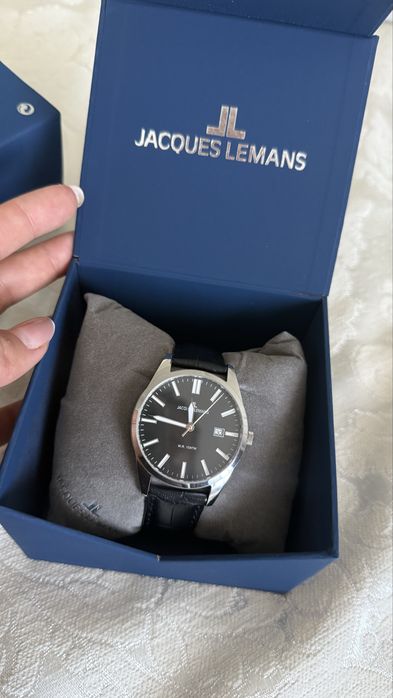Продам оригинальные Jacques Lemans 1-2002D