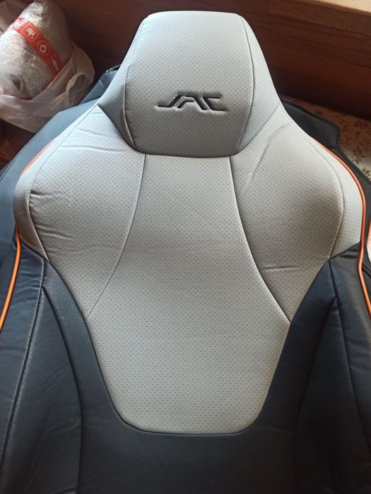 Чехлы на автомобиль