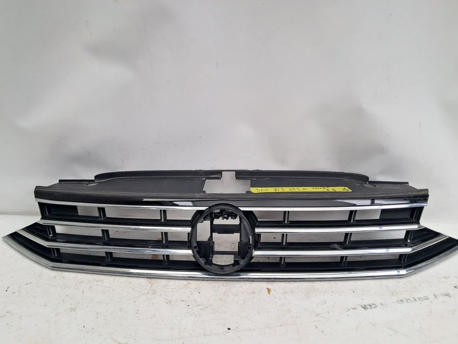 Грил решетка Vw Passat B8