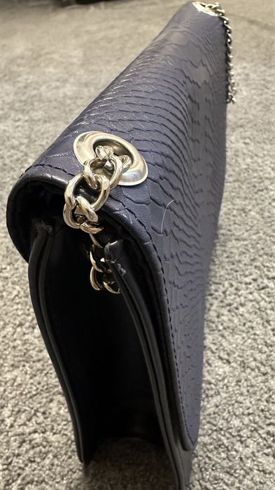 Poseta bleumarin din piele, marca  BENVENUTI