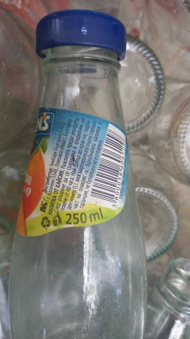 Продавам   БУРКАНИ  и шишенца
