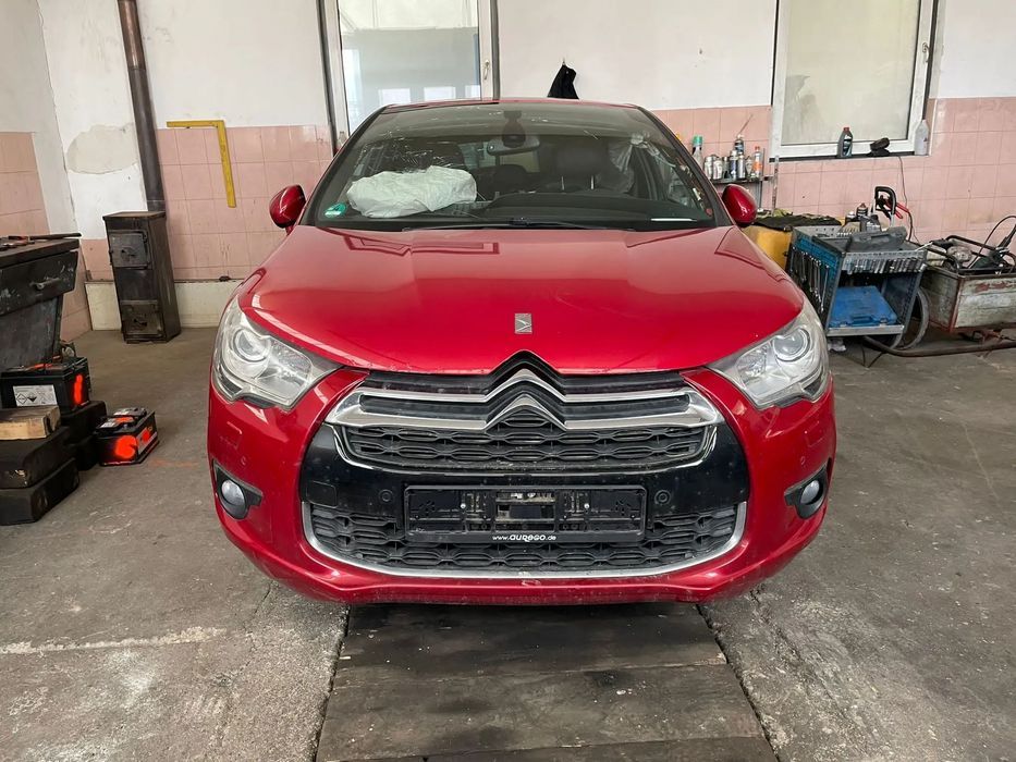 Dezmembrez piese Citroen DS 4