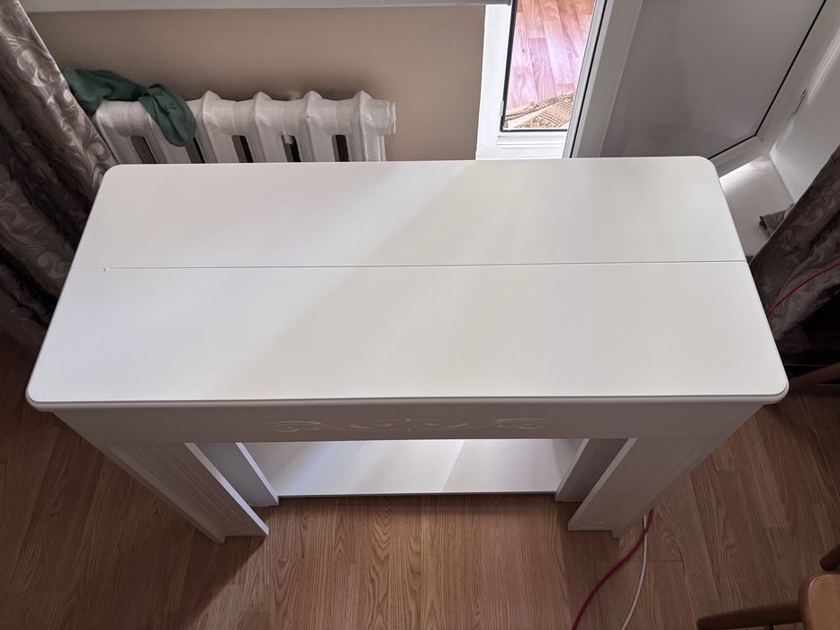 Продается гостевой стол