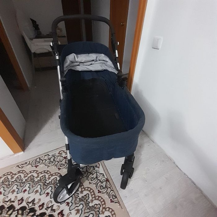 Детская коляска.