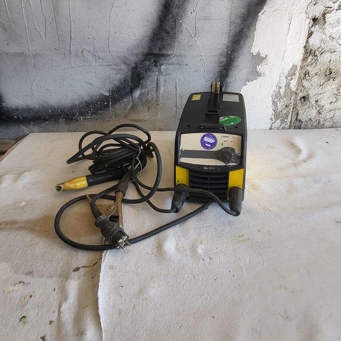 Aparat de sudura invertor Esab Arc 151i