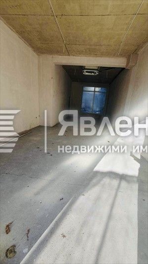 Дава се под наем Магазин в Варна, Център - 45 кв.м за 2815 € - Снимка #2