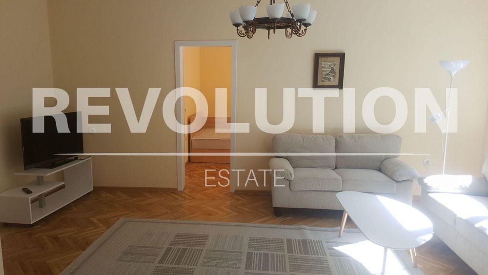 Дава се под наем Четиристаен апартамент в Варна, ВИНС - 110 кв.м за 650 € - Снимка #2