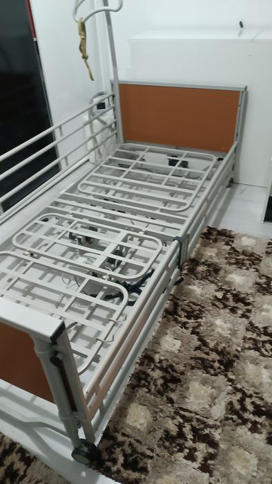 Легло  болнично електрическо