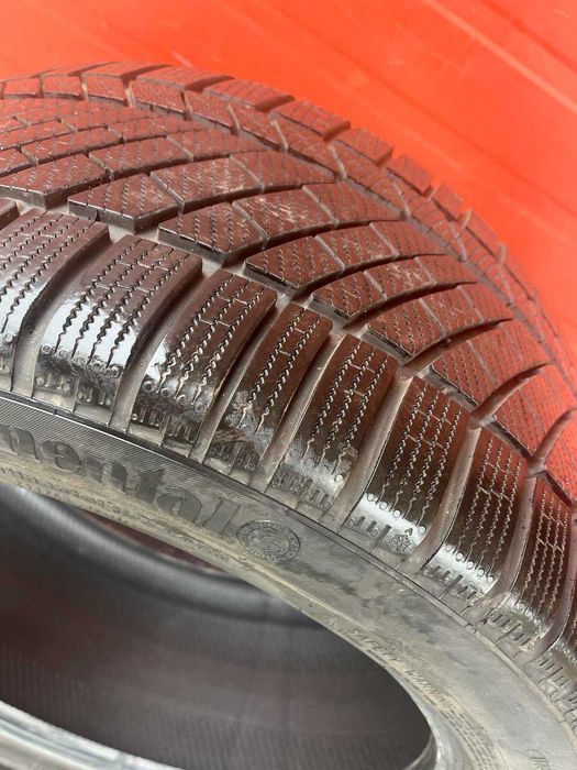 2бр. Continental Winter Contact 285/40 R 19