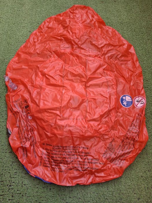 Надуваеми пояс,басейн и лодка