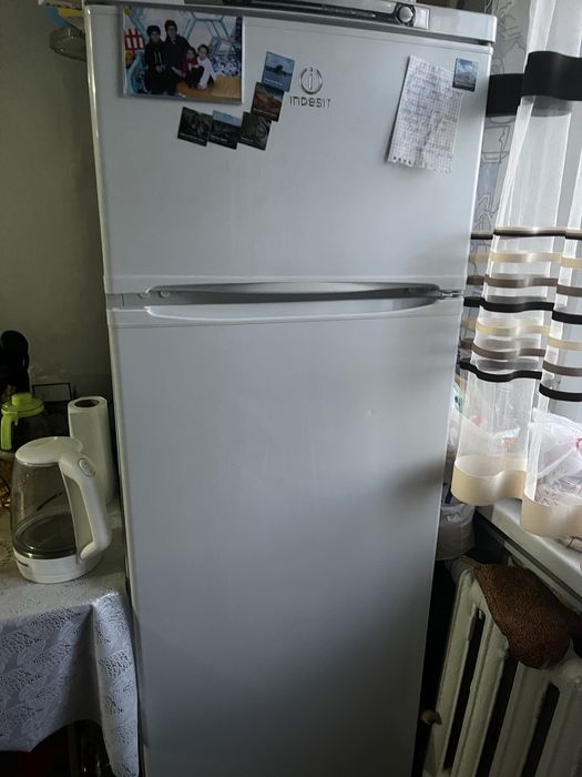 Холодильник 2шт.