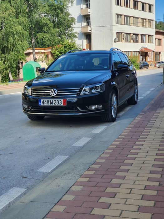Vw passat b7  предна дясна врата на части