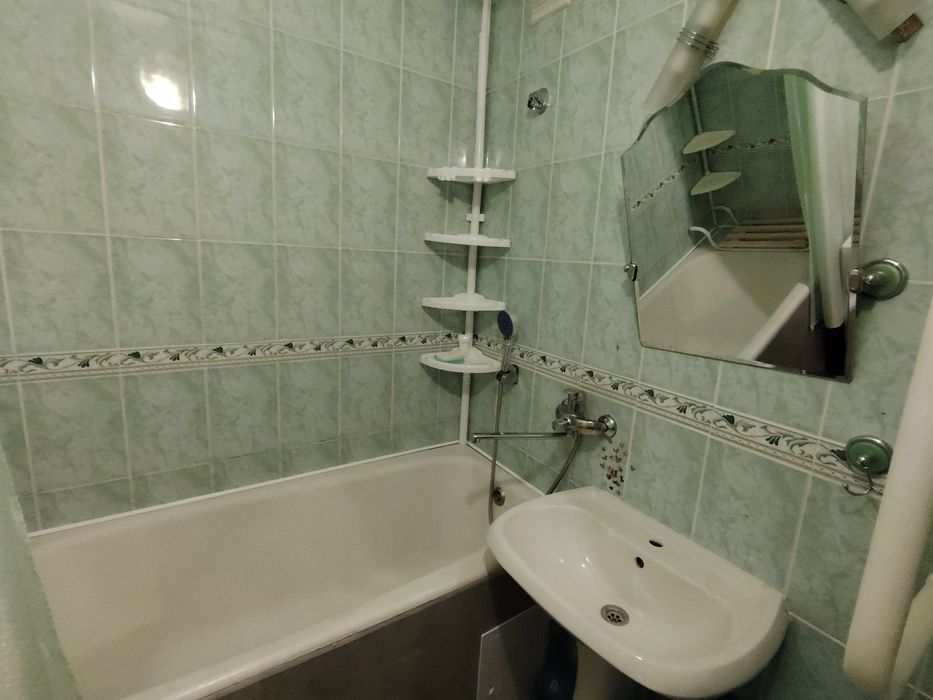 Сдам 2 комнатную квартиру