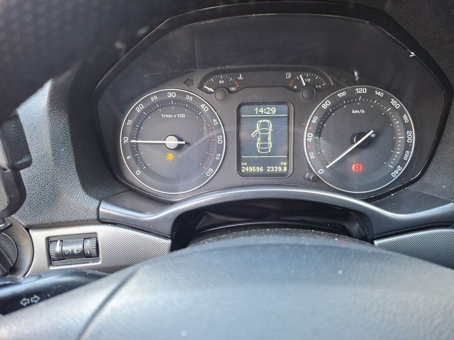 Skoda octavia 2 1.9tdi URGENT