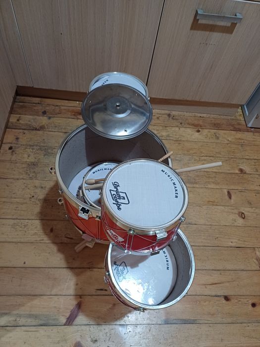 Детски барабани  комплект