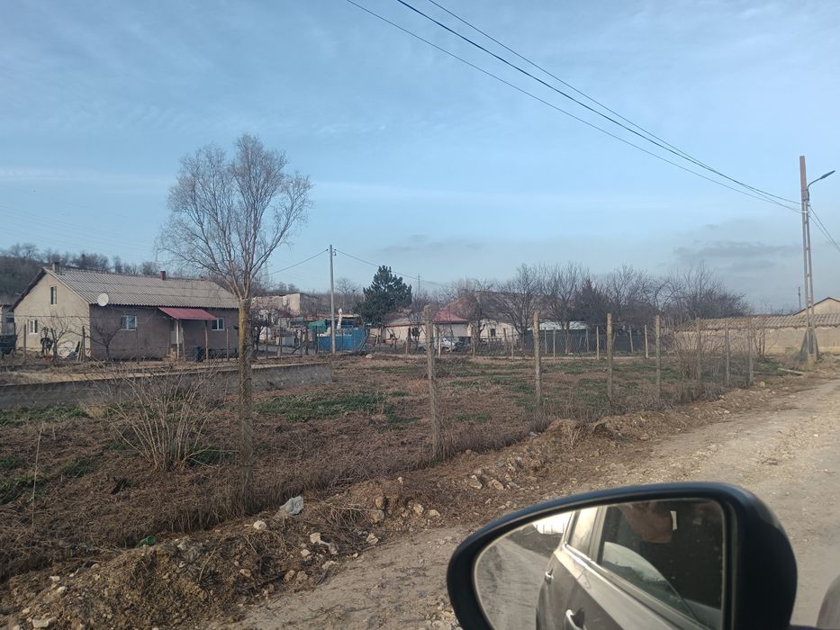 Teren de vânzare Pestera