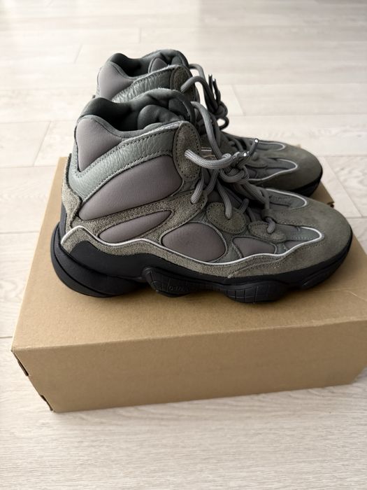 Adidas yeezy 500 high m